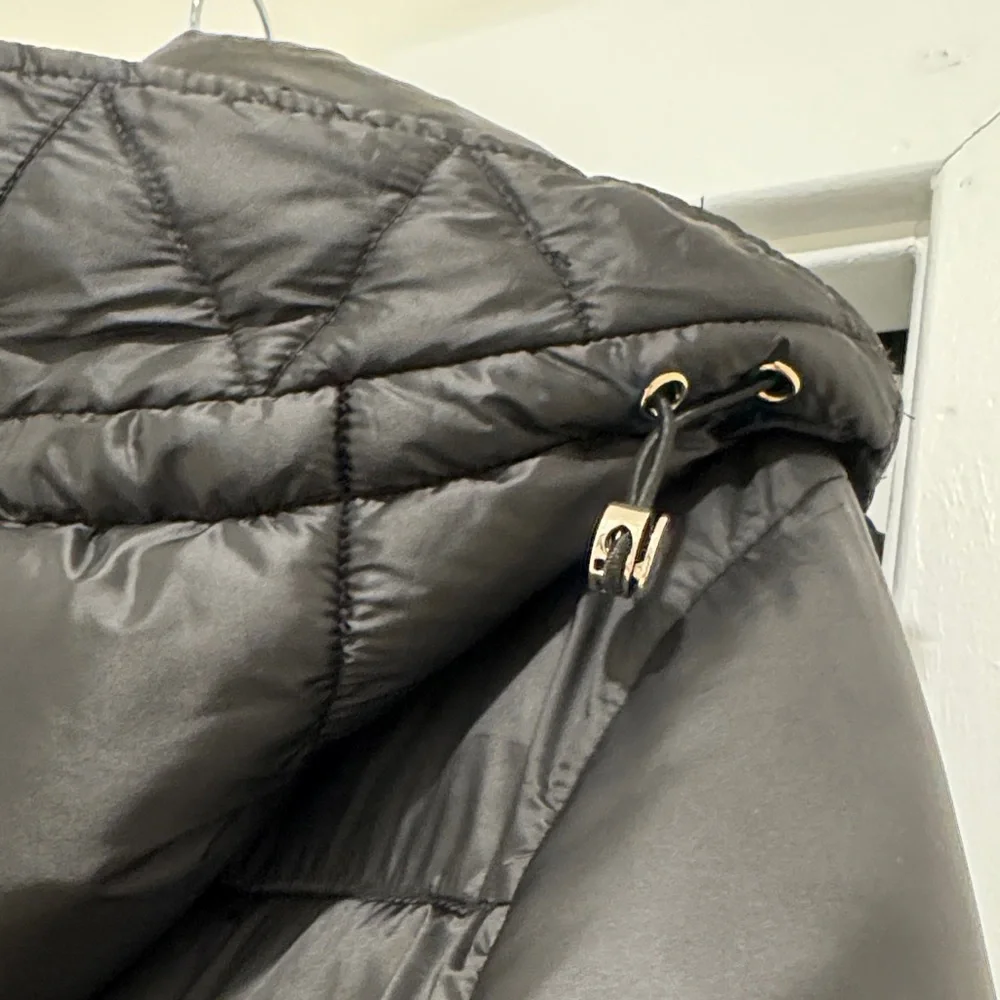 Mango Puffer Black Jacket with Hood size S - Picture 8 of 10